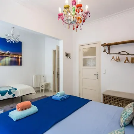 Apartman 1-bedroom Flat With Terrace, Near Metro & Arena Lisboa
