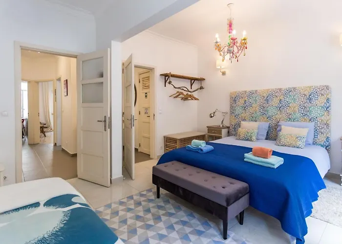 1-bedroom Flat With Terrace, Near Metro & Arena Лиссабон
