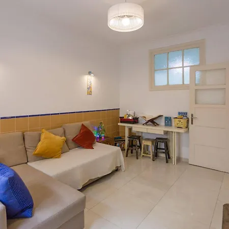 Апартаменты 1-bedroom Flat With Terrace, Near Metro & Arena