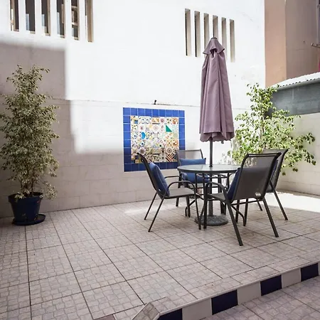 1-bedroom Flat With Terrace, Near Metro & Arena * リスボン