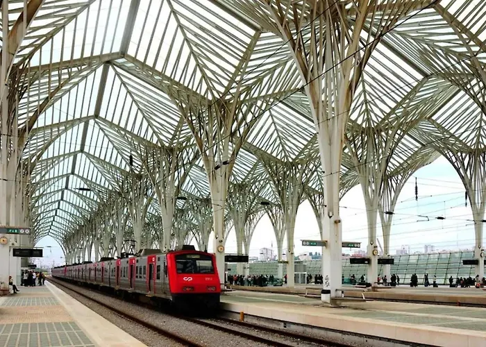 1-bedroom Flat With Terrace, Near Metro & Arena Apartamento *