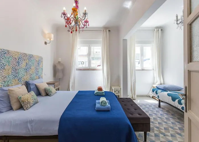 1-Bedroom Flat With Terrace, Near Metro & Arena Apartment *