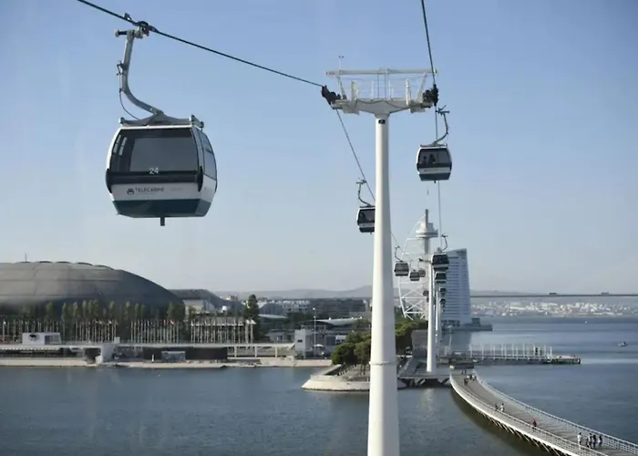 1-Bedroom Flat With Terrace, Near Metro & Arena * Lissabon